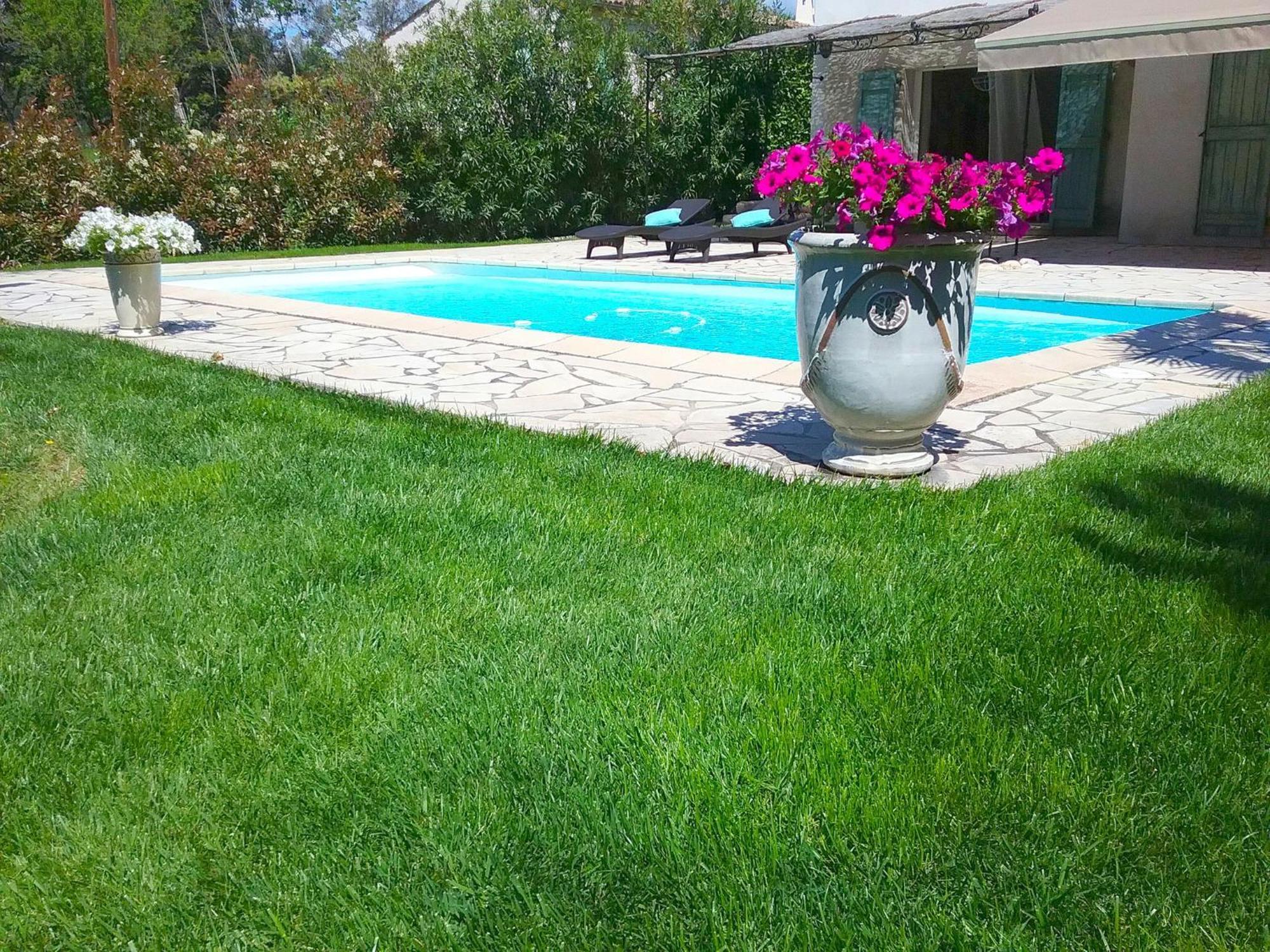 Peaceful Villa In Saint Paul De Vence With Pool Экстерьер фото