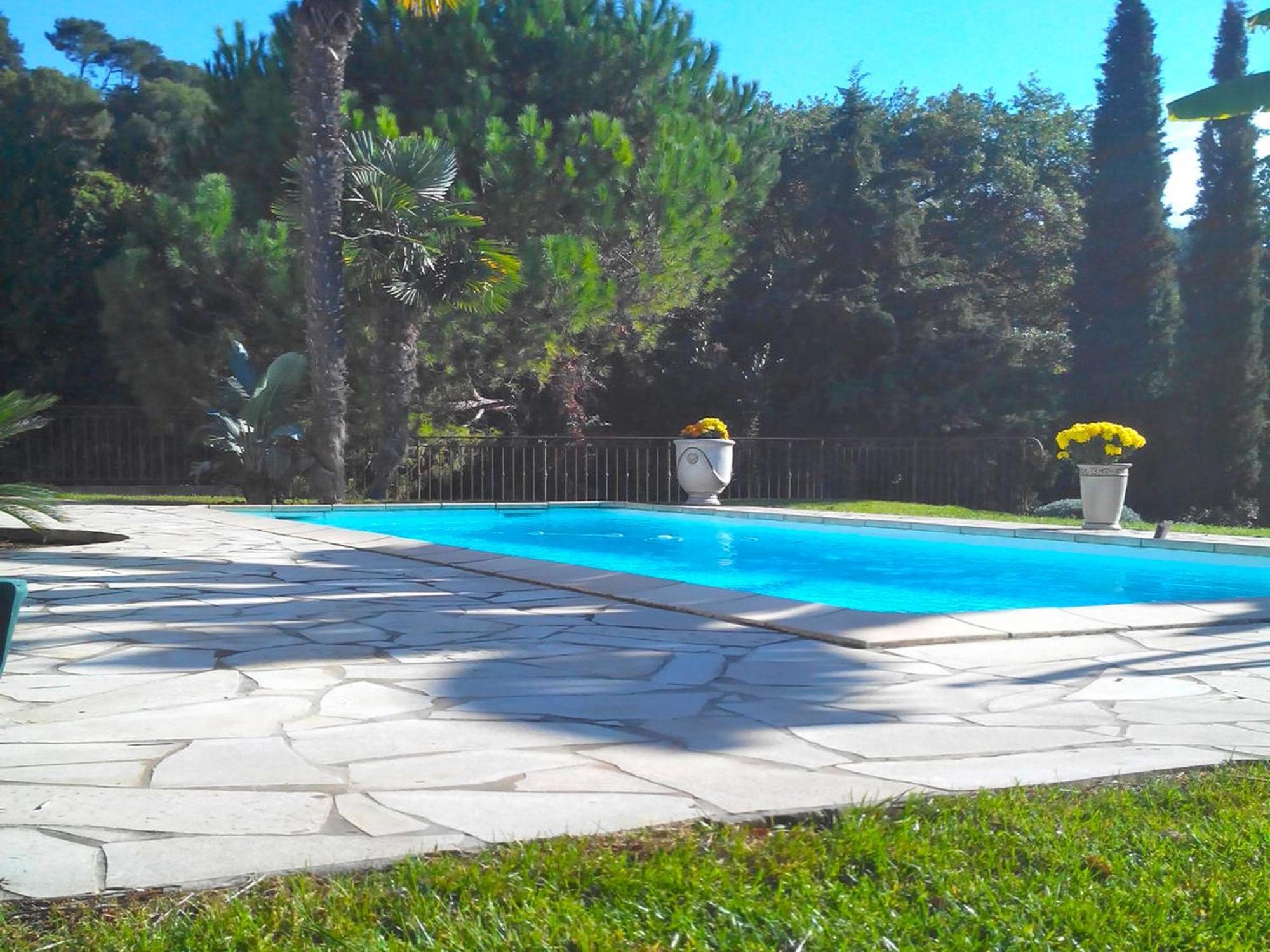 Peaceful Villa In Saint Paul De Vence With Pool Экстерьер фото
