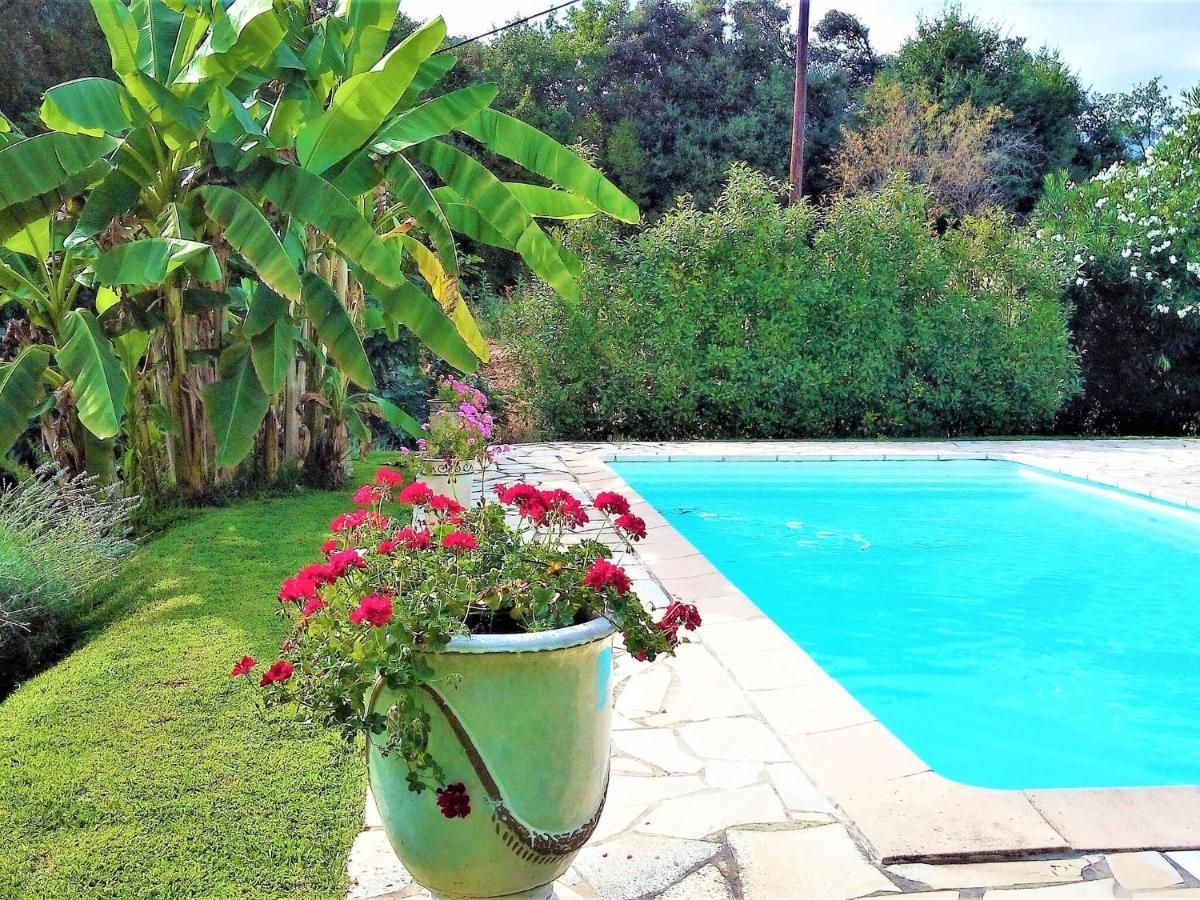 Peaceful Villa In Saint Paul De Vence With Pool Экстерьер фото